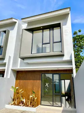 Sisa 1 Unit! Rumah Mewah Siap Huni, Lokasi Strategis