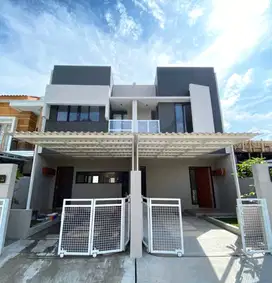 RUMAH BARU READY STOCK SIAP HUNI DI CISARANTEN ARCAMANIK BANDUNG