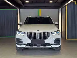 BMW X5 3.0 xDrive40i xLine 2022 WARRANTY BRI&BSI S/D MARET 2027