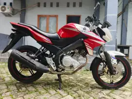 Vixion 2015 harian, standart