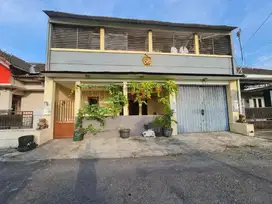 Rumah Siap Pakai 2 Lantai di Perumahan Fajar Indah Baturan Colomadu