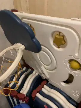 Pagar main anak / playpen preloved