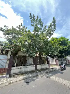 Rumah dekat polsek Ampenan