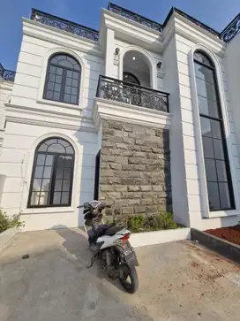 Miliki Rumah 2 Lantai di Cibubur, Lokasi Premium Tanpa DP