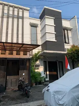Rumah Bagus Siap Huni Akses 2 Mobil dlm Cluster
