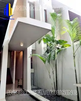 Disewakan Rumah Di Senopati Jakarta Selatan Cocok Untuk Kantor SSI329