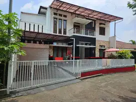 Rumah keren komplek PRV gegerkalong Pasteur