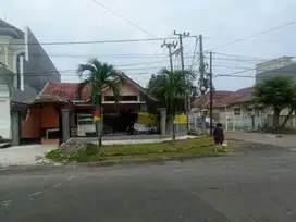 Dijual rumah 1lt hoek Jalan utama kembar Nirwana Eksekutif blok CC , S