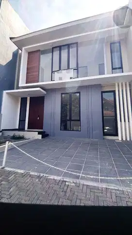 RUMAH CITRALAND BARU GRESS MODERN MINIMALIST DEKAT GWALK