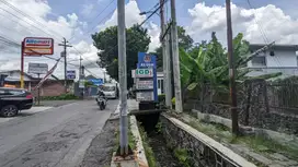 10 MENITAN UGM: Tanah Jogja di Jombor