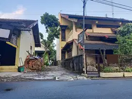 Rumah Luas di Daerah Deresan Condongcatur, dekat KB & TK Anakqu