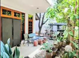 Dijual rumah bagus mewah  luas 450 m2 puri indah murah