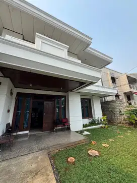 Rumah Asri Dan Eklusive Dikawasan Pemukiman Kebayoran Lama Dekat Ke Po