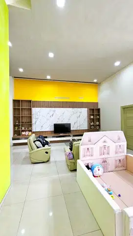 RUMAH PAKUWON INDAH SPLIT LEVEL SEMI FURNISHED HIGH CEILING VBI