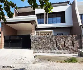 HOTSALE, LANGKA RUMAH KERTAJAYA INDAH NEW MINIMALIS ADA SWIMMING POOL