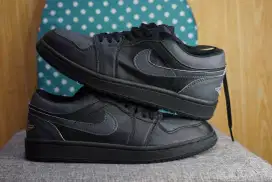 Sepatu Nike air Jordan full black