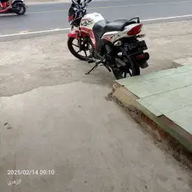 Jual cepat  motor TVS tahun 2018