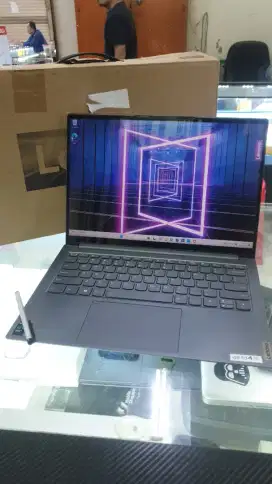 Laptop ideapad slim 7 pro evo core i7 gen11 ram 16/1tb layar sentuh
