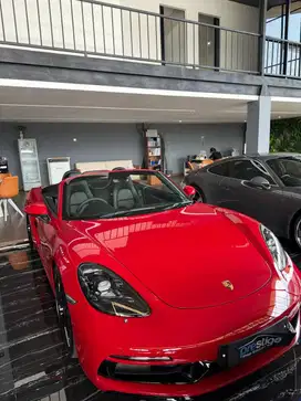 Porsche 718 Boxster S Carmine Red