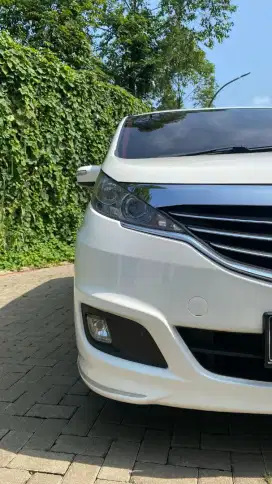 Mazda Biante skyactive 2015