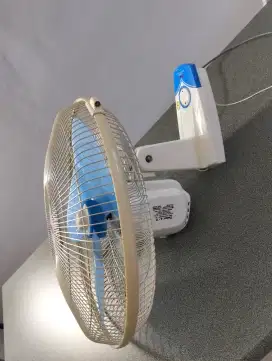 Kipas Angin Gantung/Wall Fan 16 inch