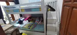 Kasur tingkat bahan kayu mahoni