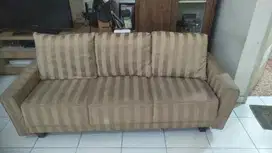 Menjual Sofa 5 dudukan Kursi