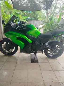 Kawasaki Ninja ER6F 2012