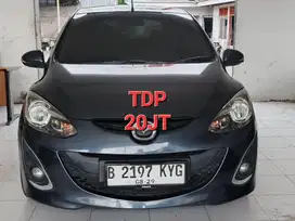 Mazda 2 R Matic Tahun 2014 Kondisi Mulus Terawat Istimewa Seperti Baru