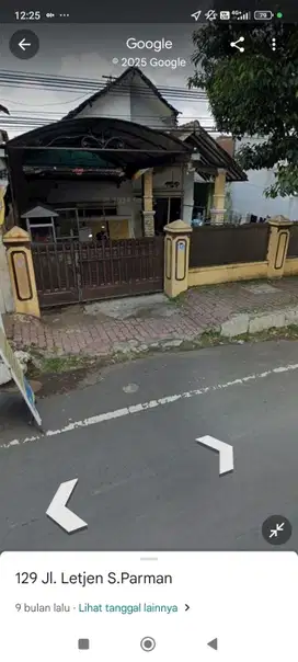 Rumah Pinggir Jalan Provinsi Dekat Kota