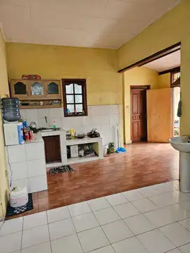Di Jual Rumah 1 Lantai Mainroad Di Jl. Kolonel Masturi Cimahi Utara