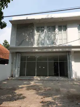 Disewakan Ruko Baru Mewah Sayap Riau Bandung
