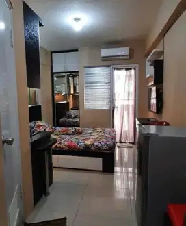 Disewakan Studio Furnish Tahunan Apartment Green Pramuka City