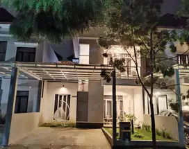 Rumah Bagus 2 Lt Perum BSB City Cluster Kedaton Park Mijen  Semarang