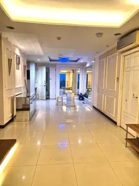 SS3126- Murah Disewakan Apt. Frenchwalk Tower Lourdes Lantai 10 Renov