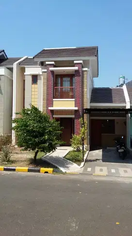 RUMAH SIAP HUNI DI GRAND WISATA KOTA BEKASI