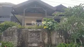 Dijual rumah nusa dua pinggir jalan
