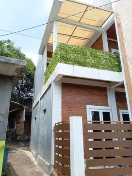 RUMAH CANTIK DI BERGAS SIAP PAKAI