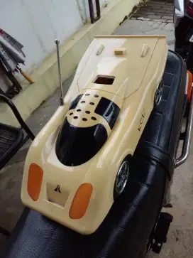 Mainan lawas mobil radio jadul
