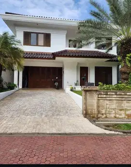 DIJUAL RUMAH MEWAH DRKAT SEKOLAH GONZAGA PEJATEN BARAT JAKSEL.
