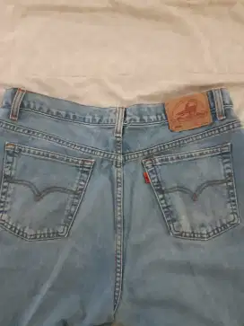 Jeans LEA. 100% ORI