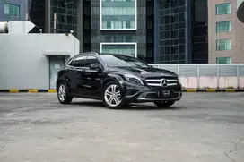 MERCEDES-BENZ GLA200 URBAN 2015