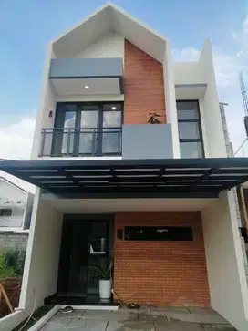 Rumah ready dekat pasar modern dan pintu tol BSD