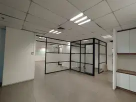 SEWA KANTOR SLIPI JAKARTA BARAT WISMA 77 TOWER 2 LUAS 271sqm