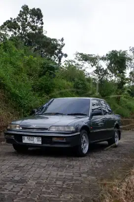 HONDA GRAND CIVIC AUTOMATIC TH 1990