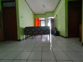Rumah Di Komplek Cipageran Murah Mainroad Jalan Besar Cocok U/Usaha