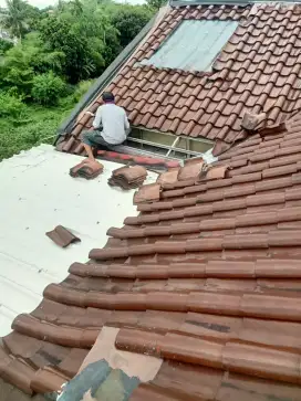 Tukang atap bocor ganti atap rumah