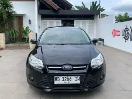 Ford Focus Trend 1.6 L Automatic 2012