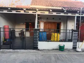 Jual rumah lokasi ngringo timur jembatan ringrud lt 90m hrg 375jt neg