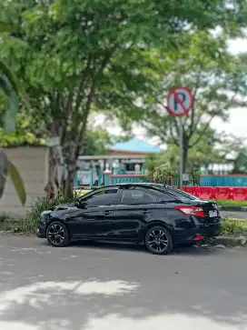 JUAL VIOS LIMO 2013